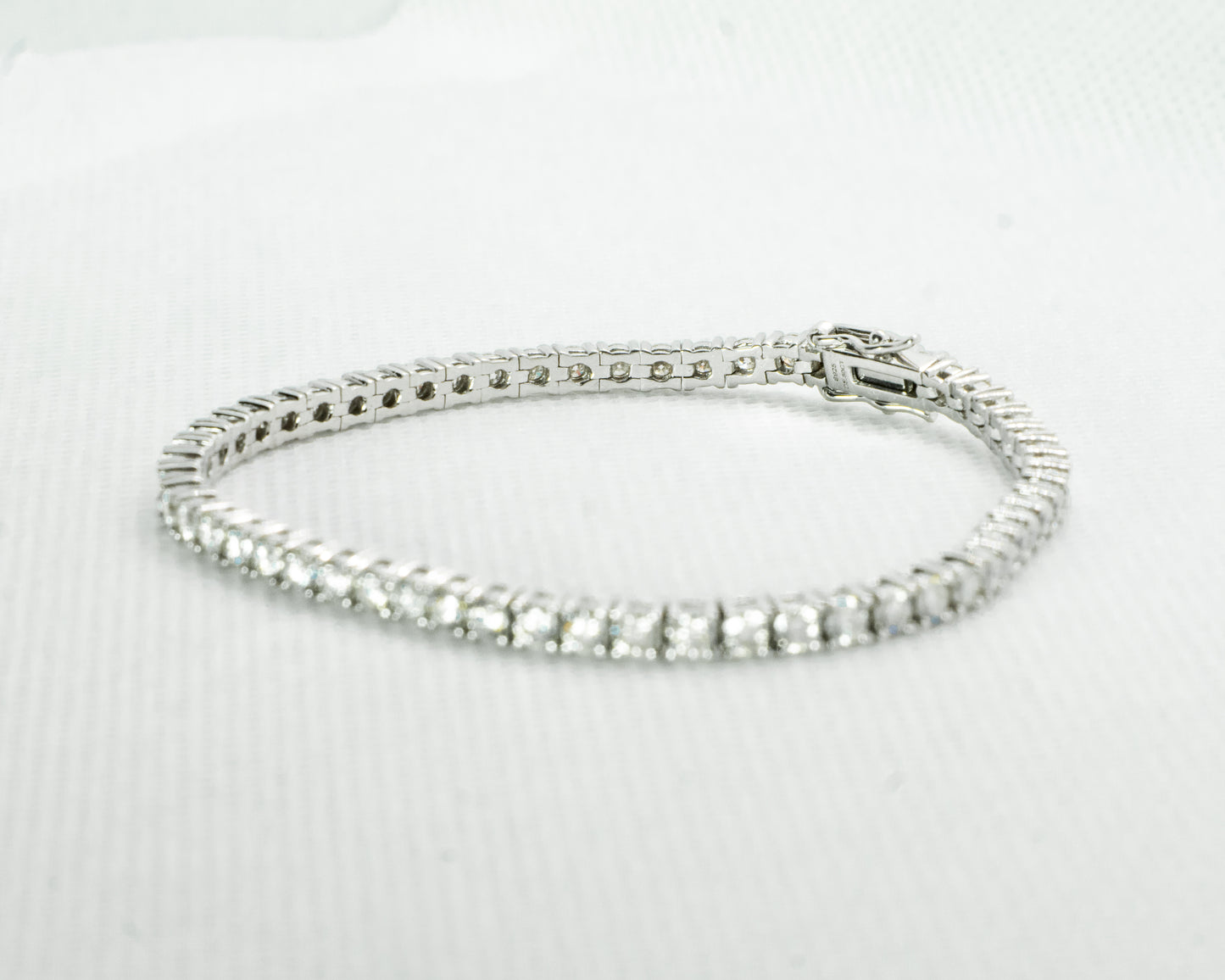 La Rivière - El brillo eterno de la Moissanita